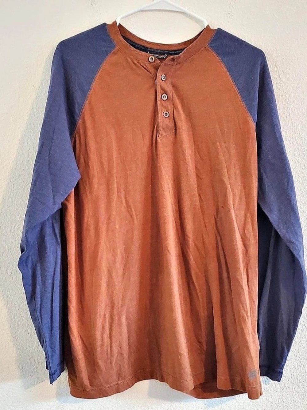 Solaris Men's Color Block Long Sleeve Size Large
